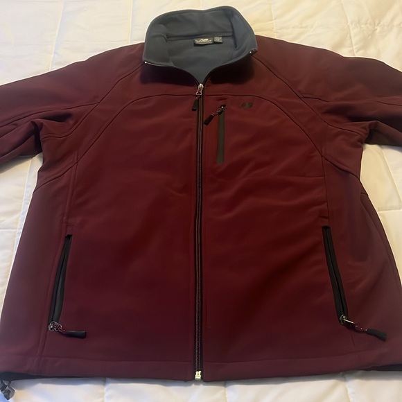 New Balance men’s jacket - Picture 5 of 7
